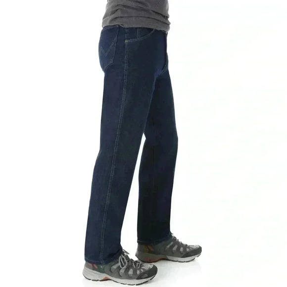 Men’s Wrangler Jeans - Picture 3 of 5